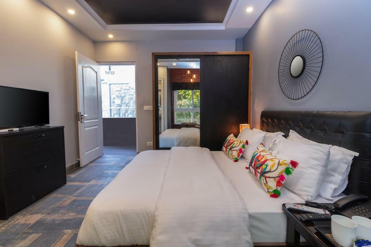 Nirvana Lodge And Lounge Mussoorie Dış mekan fotoğraf