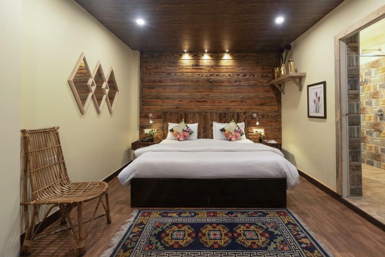 Nirvana Lodge And Lounge Mussoorie Dış mekan fotoğraf