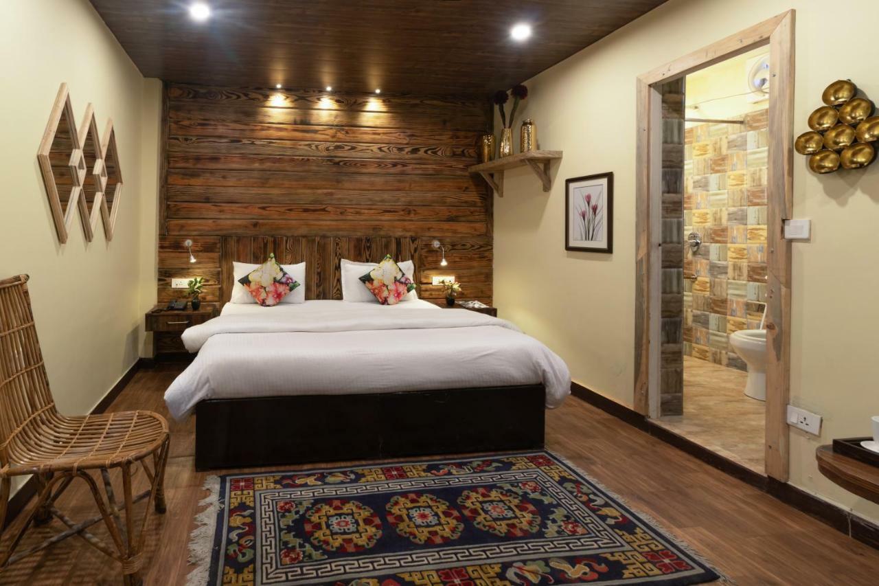 Nirvana Lodge And Lounge Mussoorie Dış mekan fotoğraf